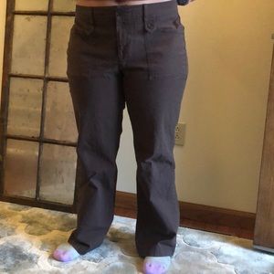 Dockers brown favorite fit size 14